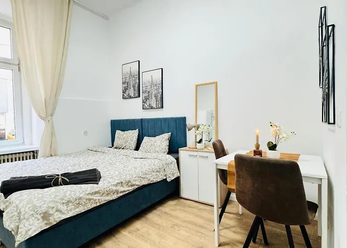 Private In 5br Near Matzleinsdorfer Platz Апартаменти