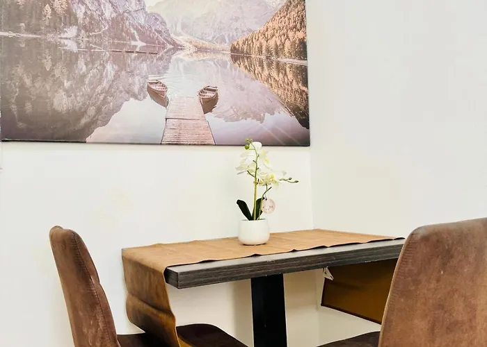 Private In 5br Near Matzleinsdorfer Platz Апартаменти