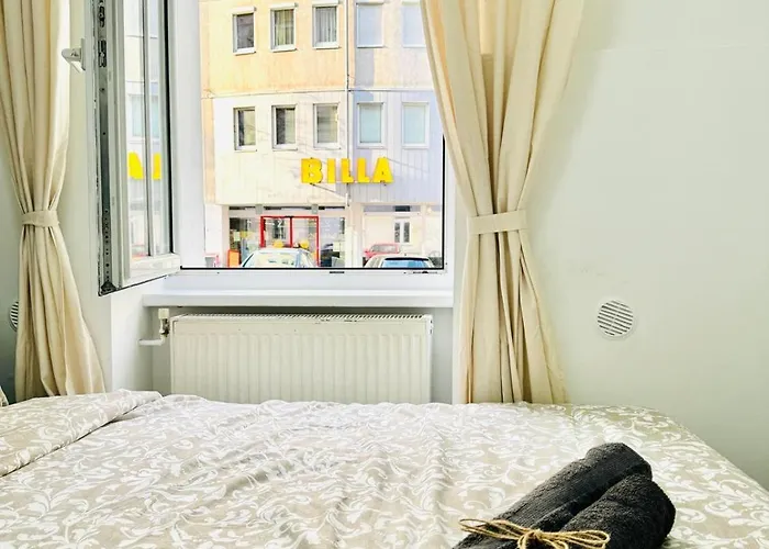 Private In 5br Near Matzleinsdorfer Platz Апартаменти Відень