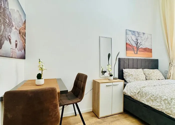 Private In 5br Near Matzleinsdorfer Platz Апартаменти Відень