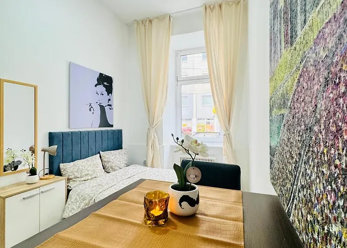 Private In 5br Near Matzleinsdorfer Platz Апартаменти Відень