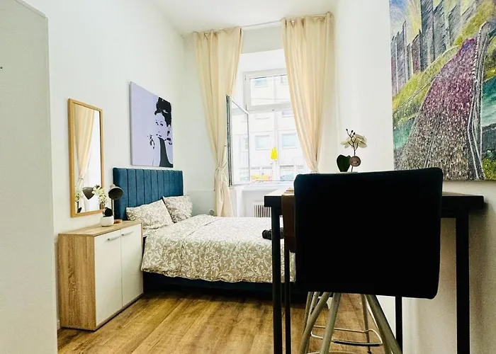 Private In 5br Near Matzleinsdorfer Platz Апартаменти *